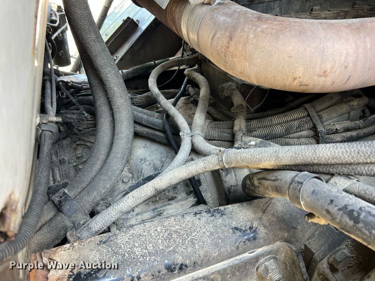 image for item II9057 2007 Crane Carrier Low Entry  Refuse Truck