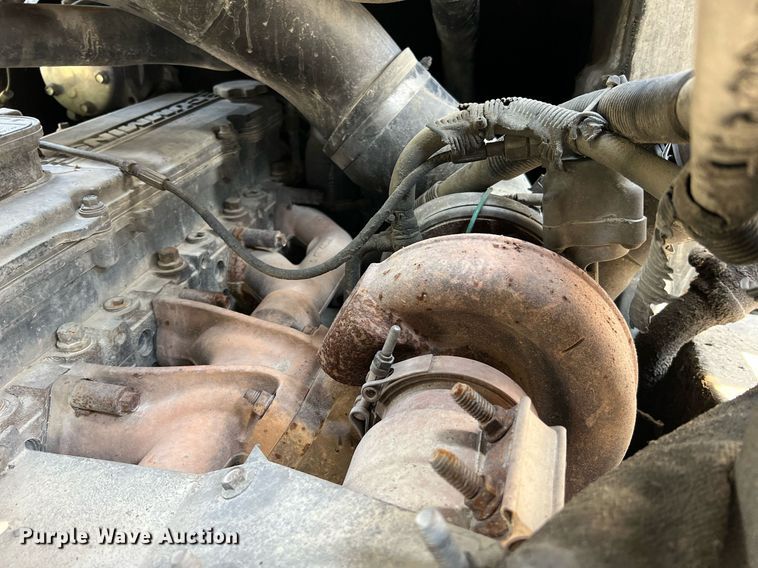 image for item II9057 2007 Crane Carrier Low Entry  Refuse Truck