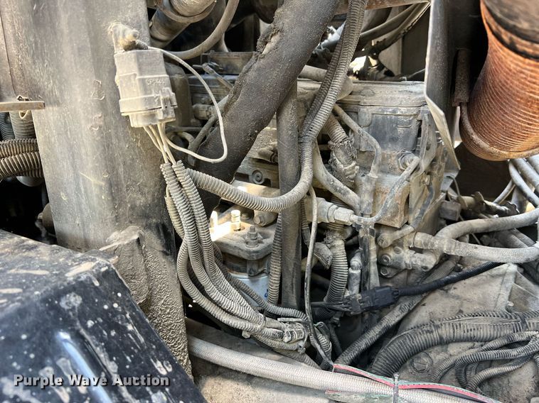 image for item II9057 2007 Crane Carrier Low Entry  Refuse Truck