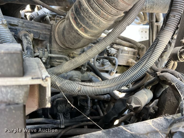 image for item II9057 2007 Crane Carrier Low Entry  Refuse Truck