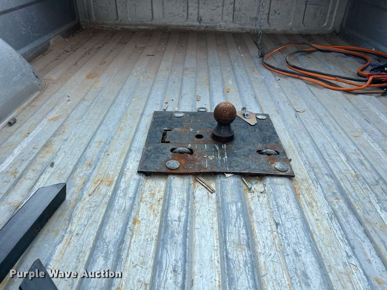 image for item II9106 1994 Chevrolet C2500  pickup truck