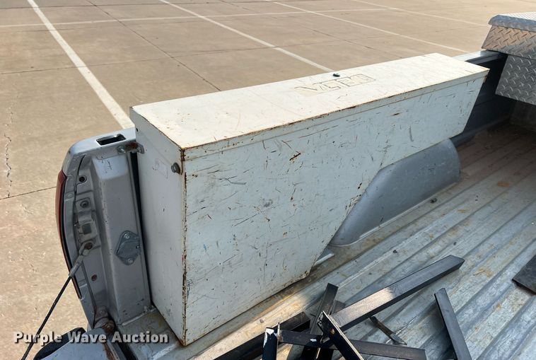 image for item II9106 1994 Chevrolet C2500  pickup truck