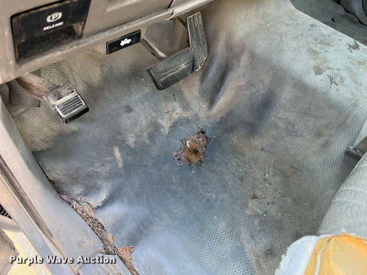 image for item II9106 1994 Chevrolet C2500  pickup truck