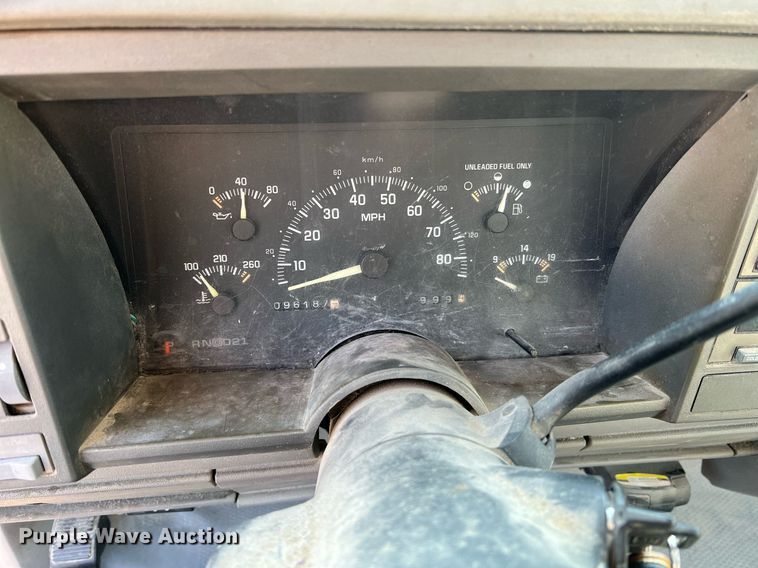 image for item II9106 1994 Chevrolet C2500  pickup truck