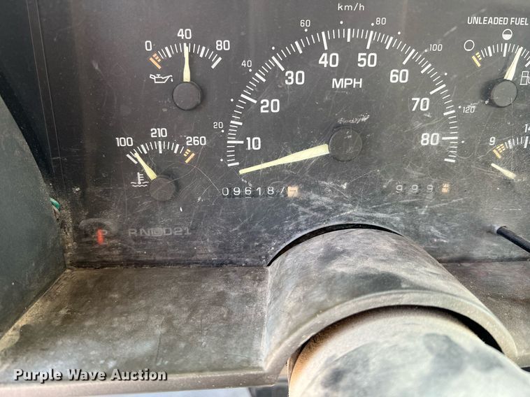 image for item II9106 1994 Chevrolet C2500  pickup truck