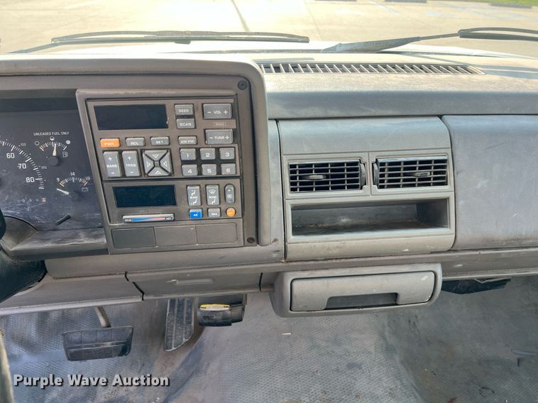 image for item II9106 1994 Chevrolet C2500  pickup truck