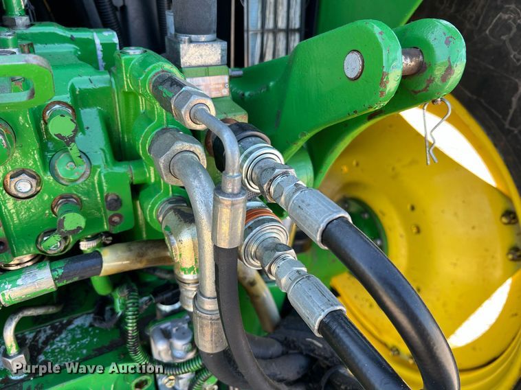 image for item II9116 2009 John Deere 7130  MFWD tractor