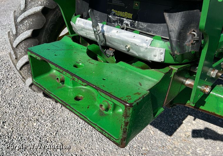 image for item II9116 2009 John Deere 7130  MFWD tractor