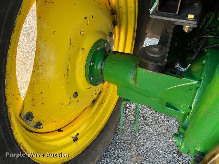 image for item II9116 2009 John Deere 7130  MFWD tractor