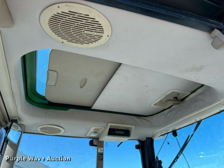 image for item II9116 2009 John Deere 7130  MFWD tractor