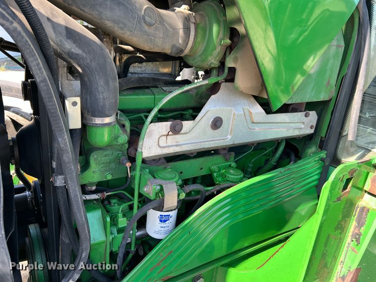 image for item II9116 2009 John Deere 7130  MFWD tractor