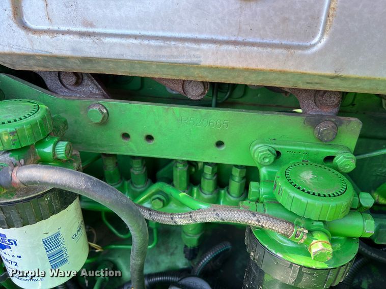 image for item II9116 2009 John Deere 7130  MFWD tractor