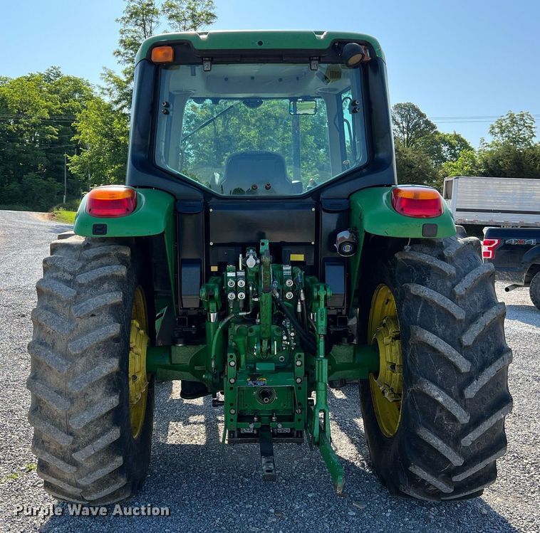 image for item II9117 2009 John Deere 6430  MFWD tractor