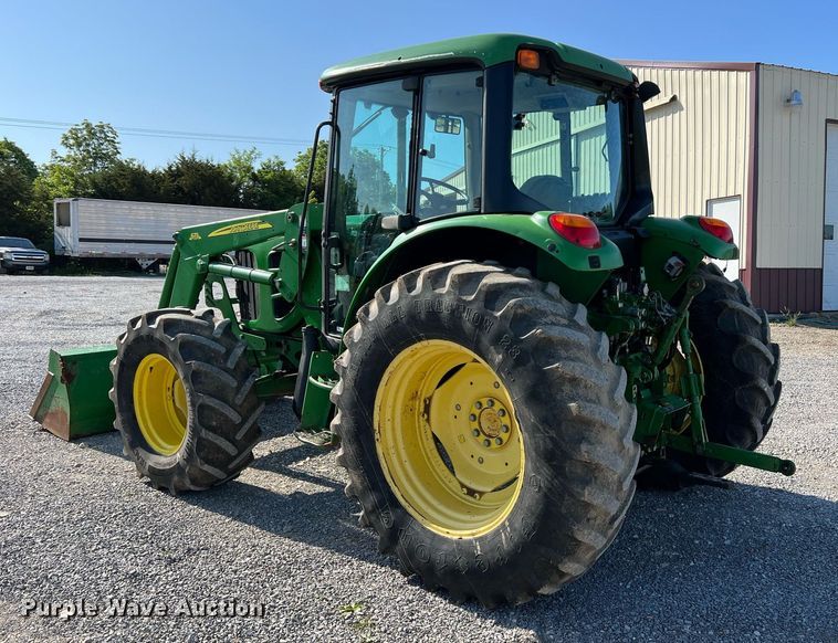image for item II9117 2009 John Deere 6430  MFWD tractor