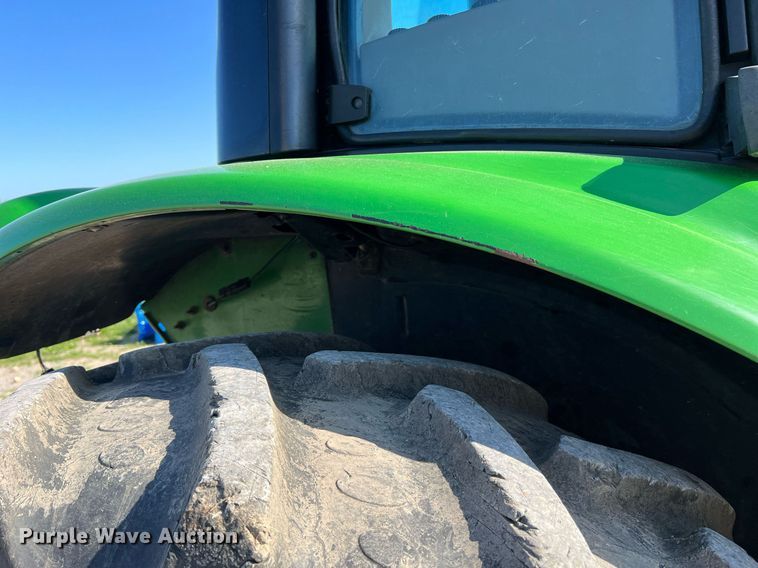 image for item II9117 2009 John Deere 6430  MFWD tractor