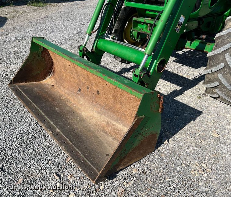 image for item II9117 2009 John Deere 6430  MFWD tractor