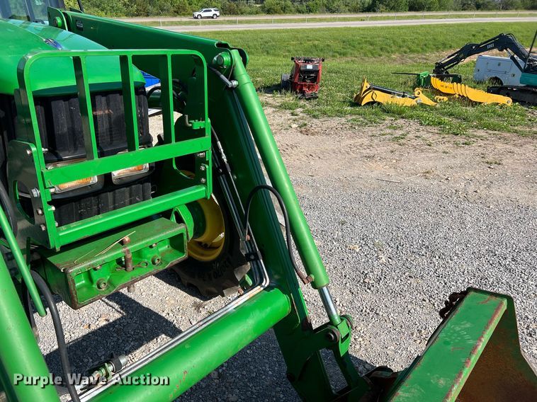 image for item II9117 2009 John Deere 6430  MFWD tractor