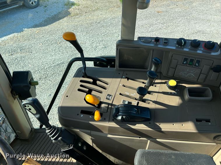 image for item II9117 2009 John Deere 6430  MFWD tractor