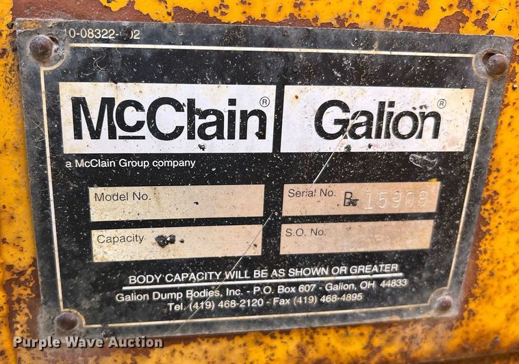 image for item II9118 2001 International 4900  dump truck