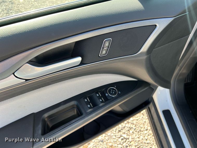 image for item II9119 2014 Ford Fusion