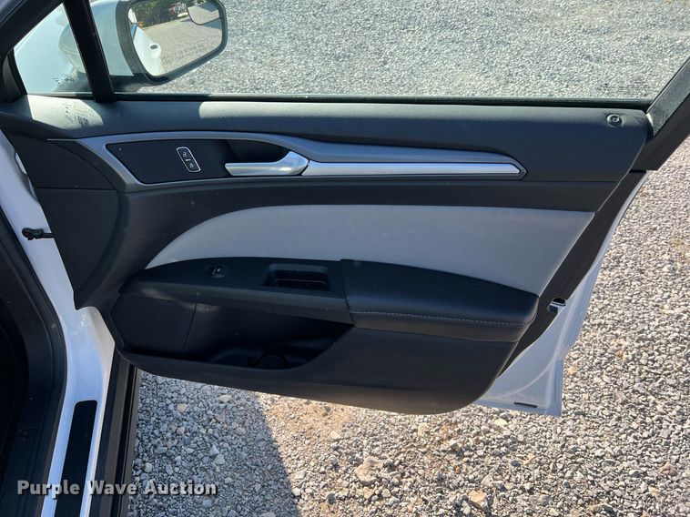 image for item II9119 2014 Ford Fusion