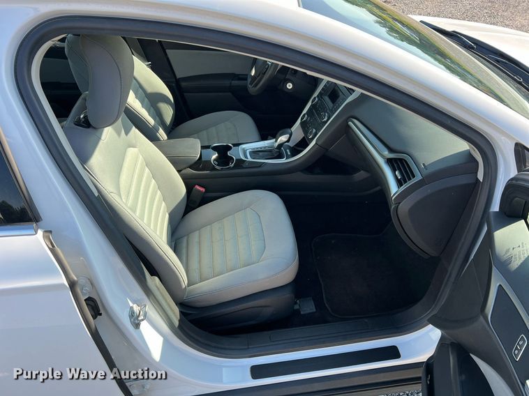 image for item II9119 2014 Ford Fusion