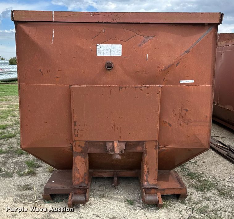 image for item JD9104 Roll-off dumpster