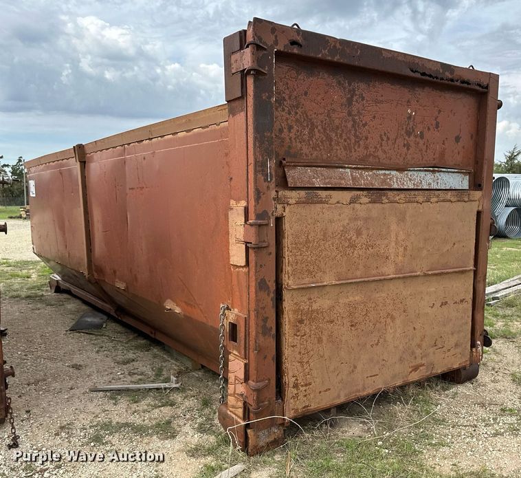 image for item JD9104 Roll-off dumpster