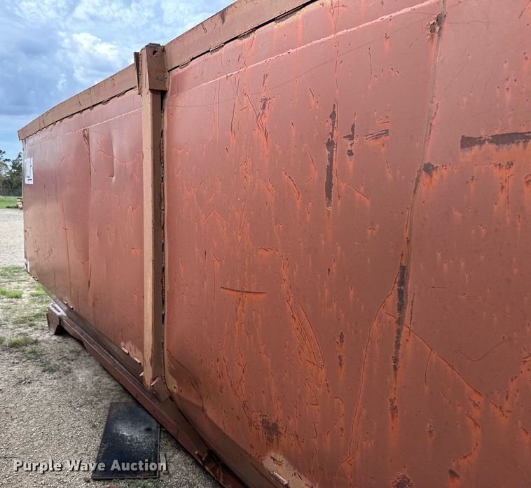 image for item JD9104 Roll-off dumpster