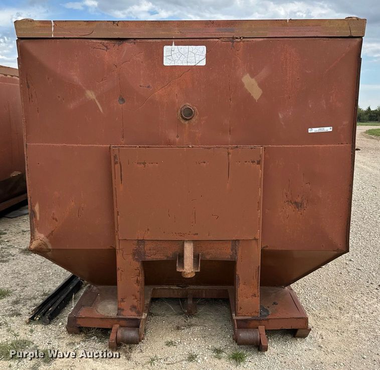 image for item JD9105 Roll-off dumpster