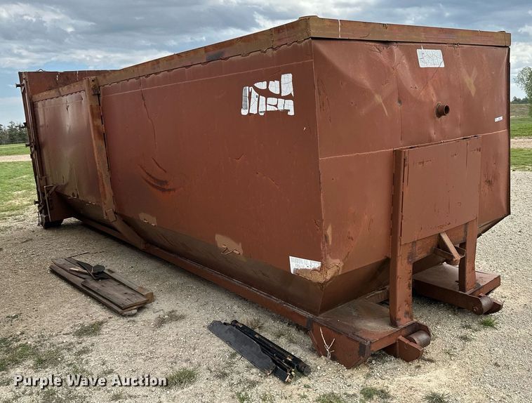 image for item JD9105 Roll-off dumpster