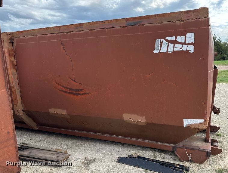 image for item JD9105 Roll-off dumpster