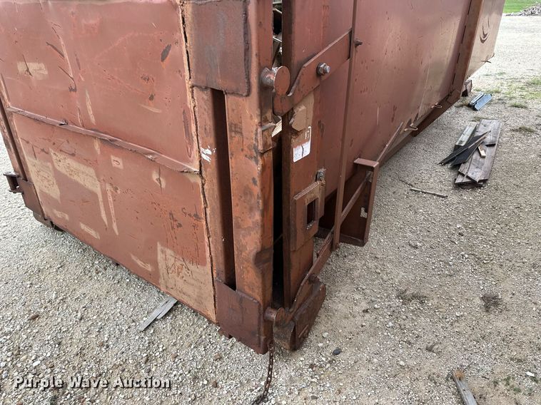 image for item JD9105 Roll-off dumpster