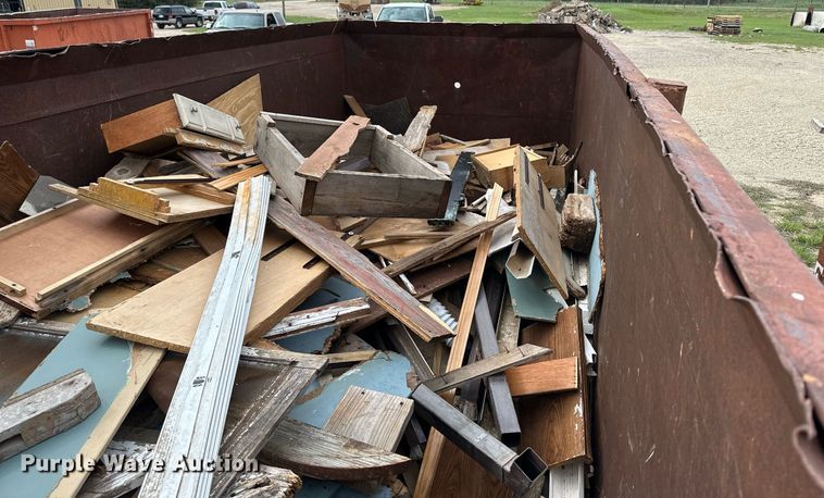 image for item JD9105 Roll-off dumpster