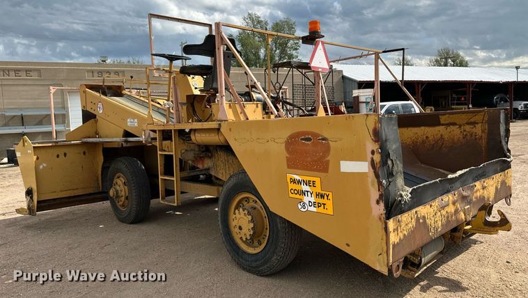 image for item JD9106 Flaherty K  chip spreader