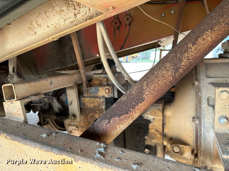 image for item JD9106 Flaherty K  chip spreader