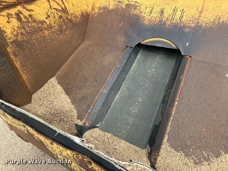 image for item JD9106 Flaherty K  chip spreader