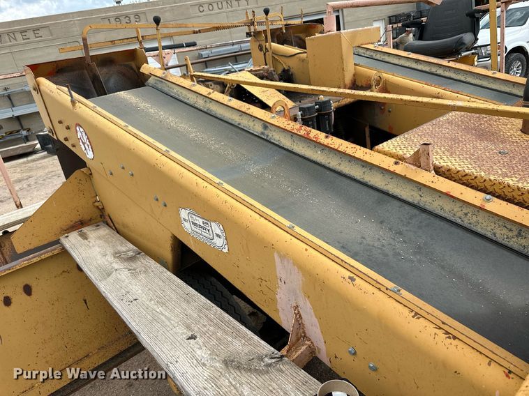 image for item JD9106 Flaherty K  chip spreader