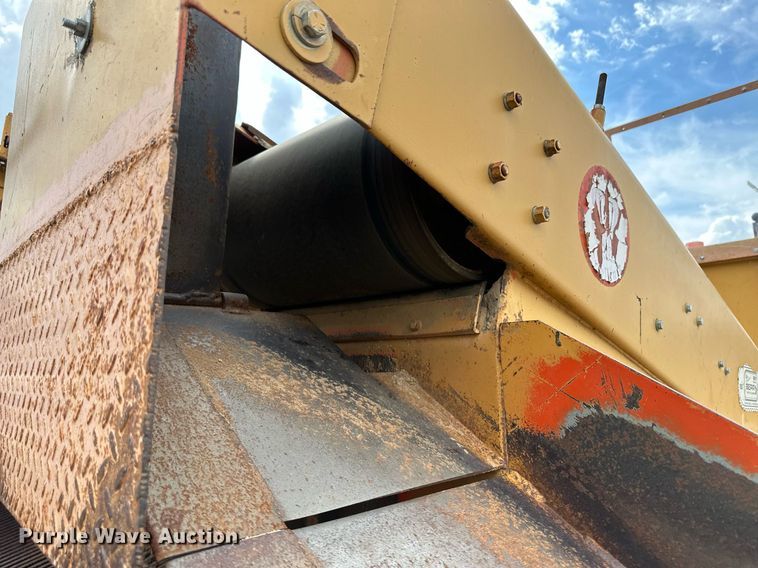 image for item JD9106 Flaherty K  chip spreader