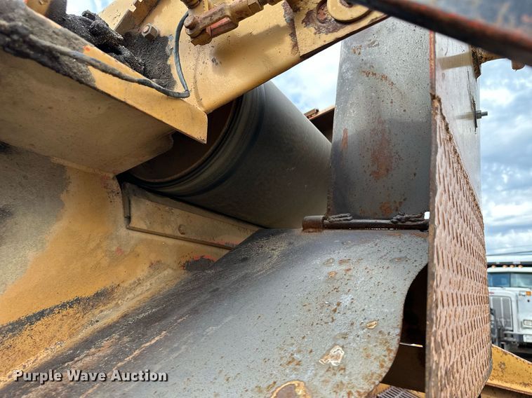 image for item JD9106 Flaherty K  chip spreader