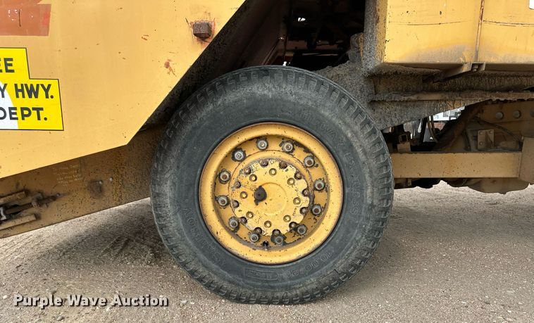 image for item JD9106 Flaherty K  chip spreader