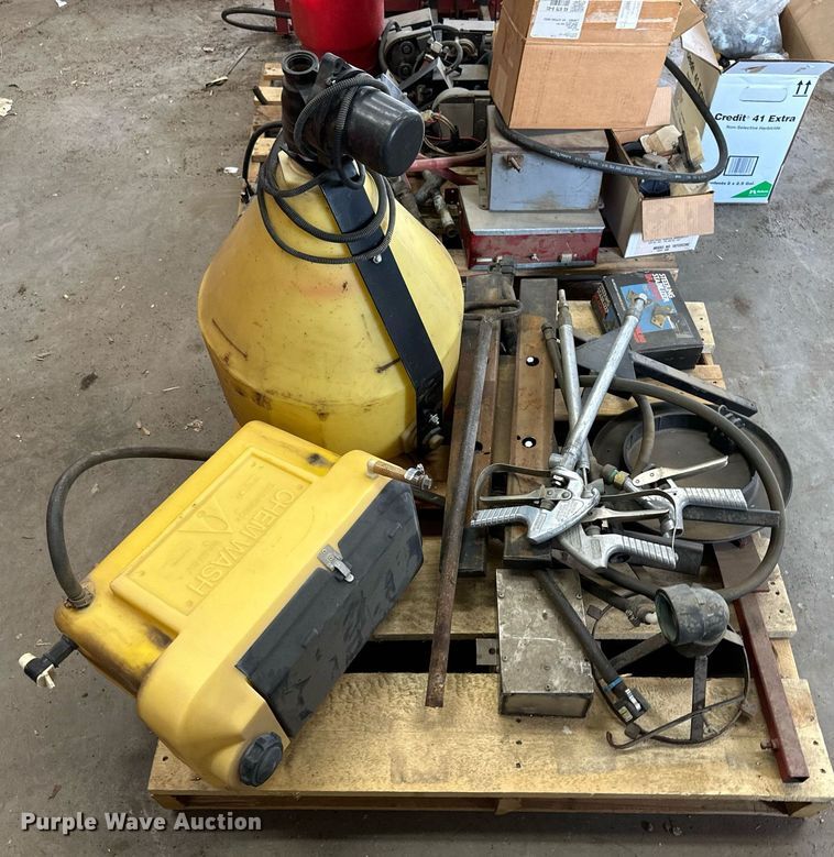 image for item JD9108 Sprayer parts