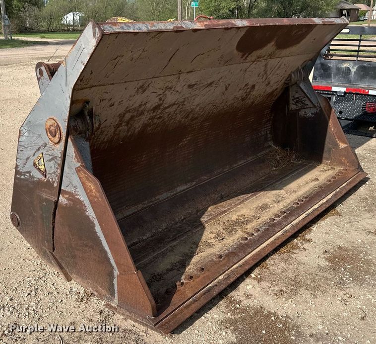 image for item JD9109 Dymax DMP-3.75  four-in-one bucket