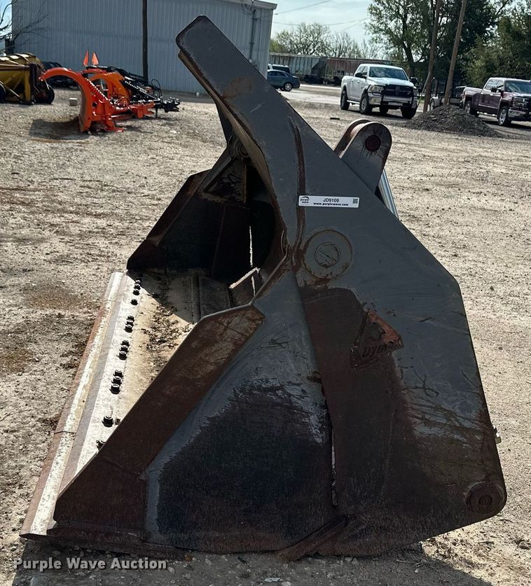 image for item JD9109 Dymax DMP-3.75  four-in-one bucket