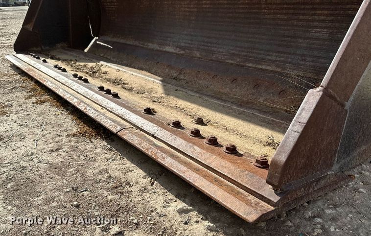 image for item JD9109 Dymax DMP-3.75  four-in-one bucket