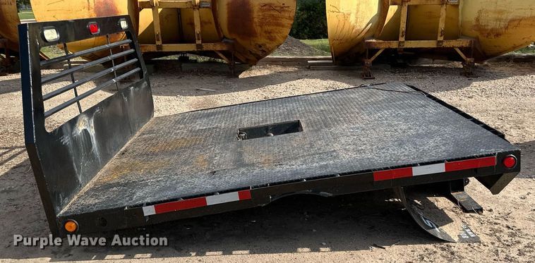 image for item JD9110 Flatbed