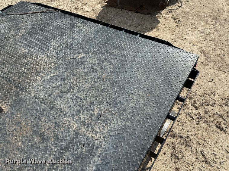 image for item JD9110 Flatbed