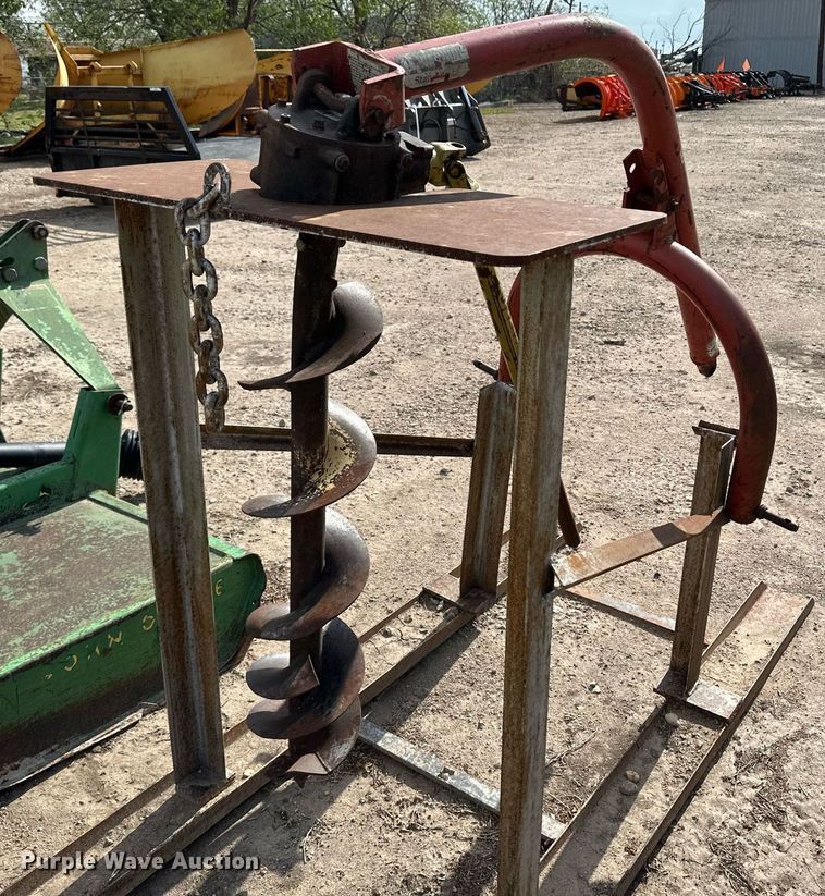 image for item JD9114 Three point auger