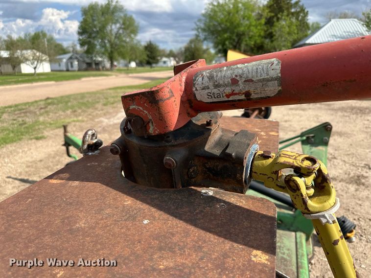 image for item JD9114 Three point auger