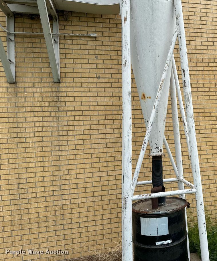 image for item JJ9922 Cyclone  dust collector